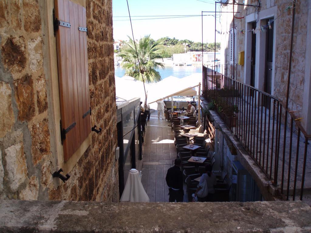 Apartment House Vitaic Supetar Exterior foto